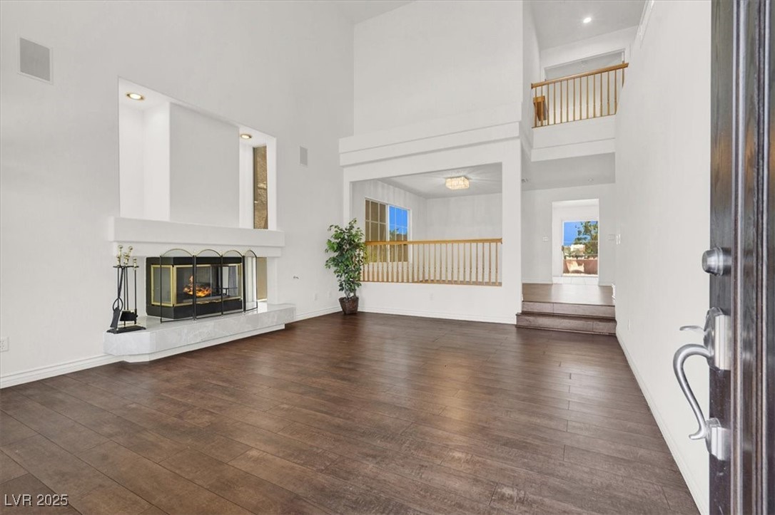 8633 Raindrop Canyon Avenue Property Photo