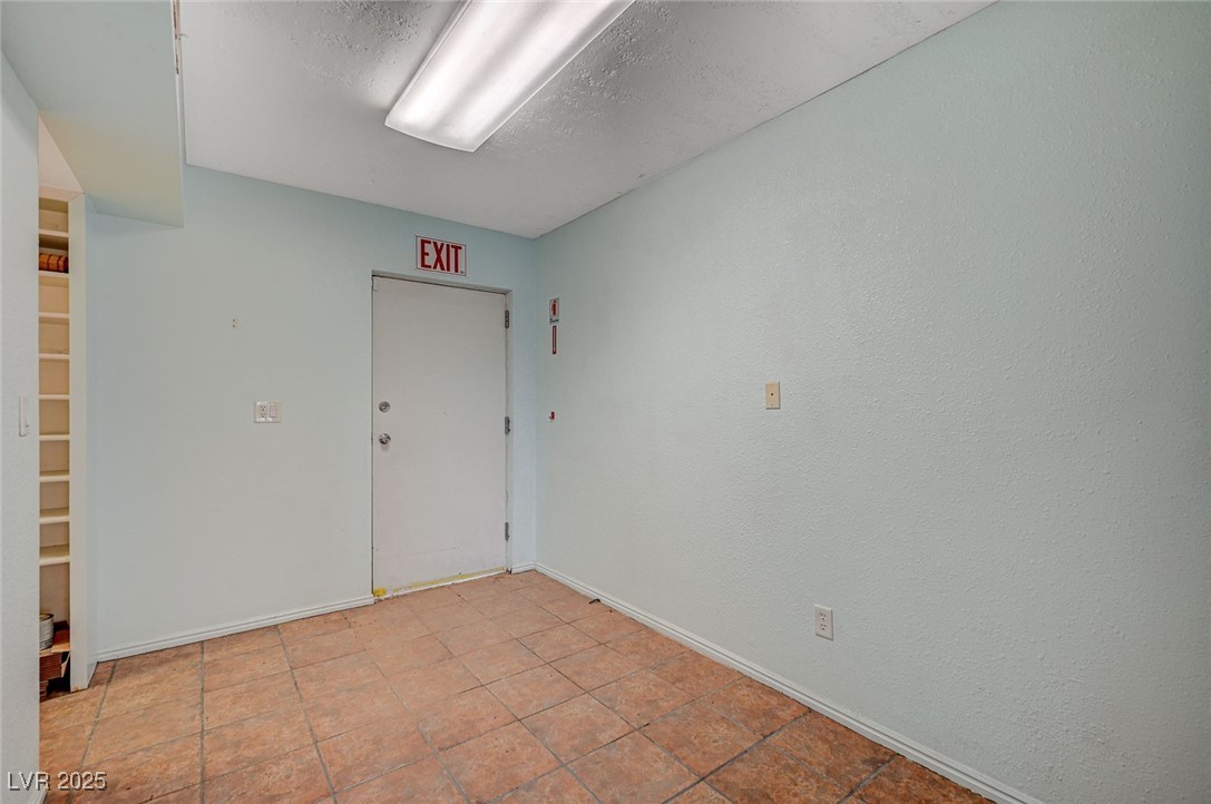 156 North Moapa Valley Boulevard Property Photo 17