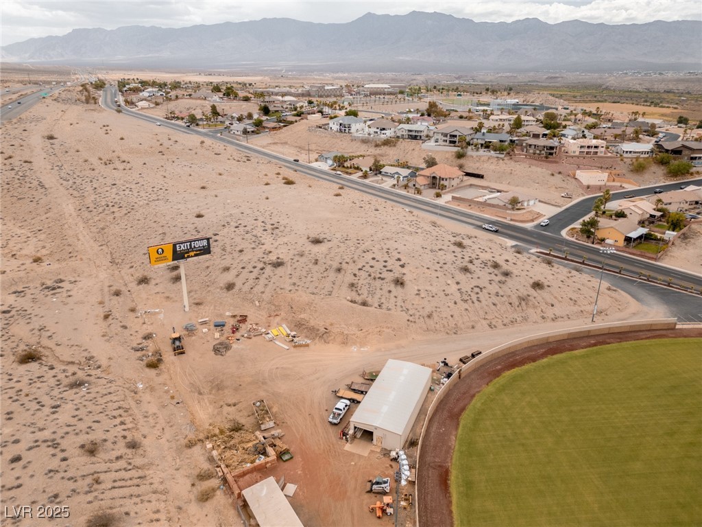 601 Hillside Drive Property Photo 5