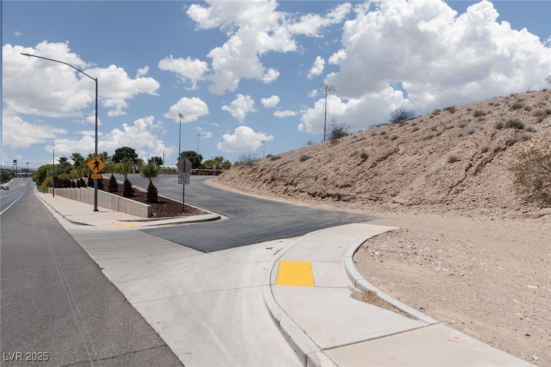 601 Hillside Drive Property Photo 13