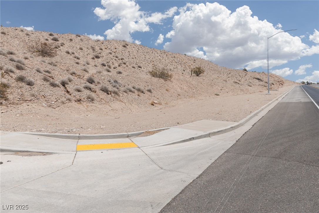 601 Hillside Drive Property Photo 14