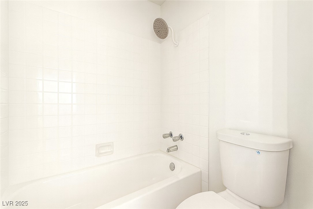 4830 Nara Vista Way 201 Property Photo 17