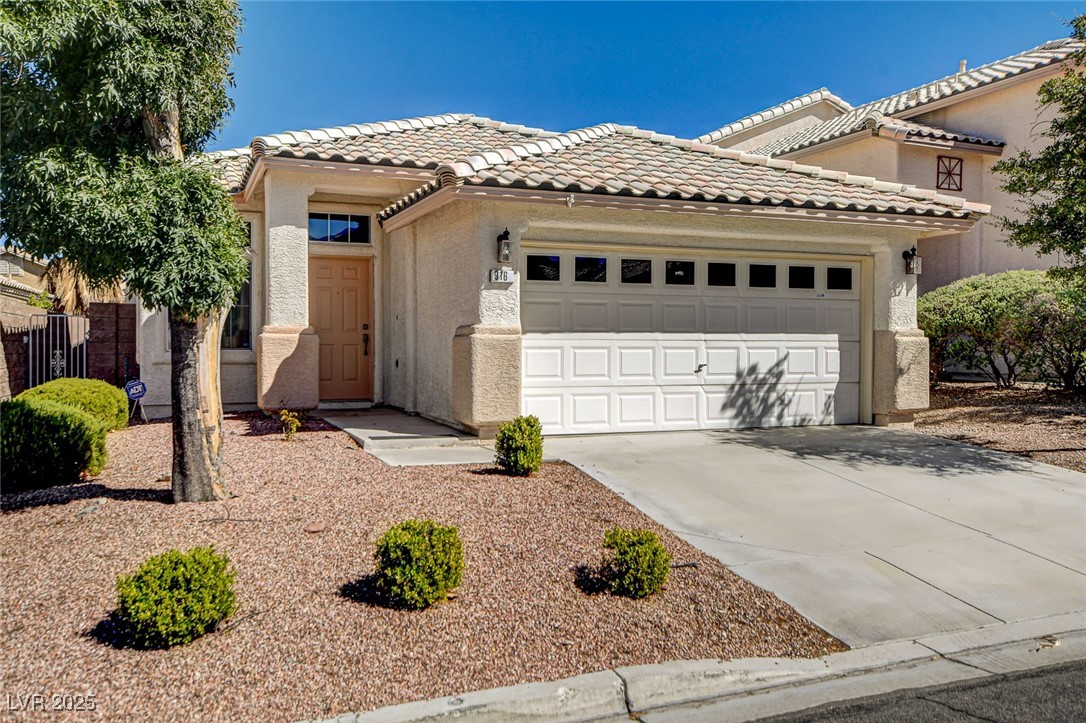 916 Autumn Royal Lane Property Photo