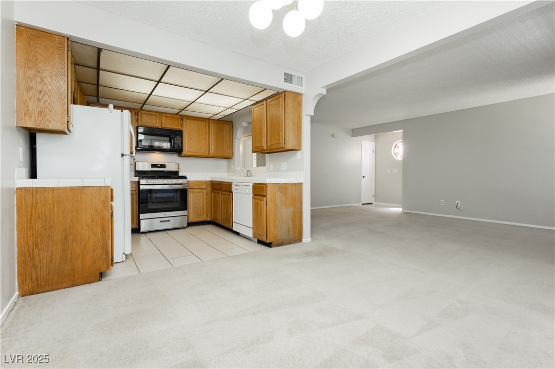 1751 East Reno Avenue 128 Property Photo 9