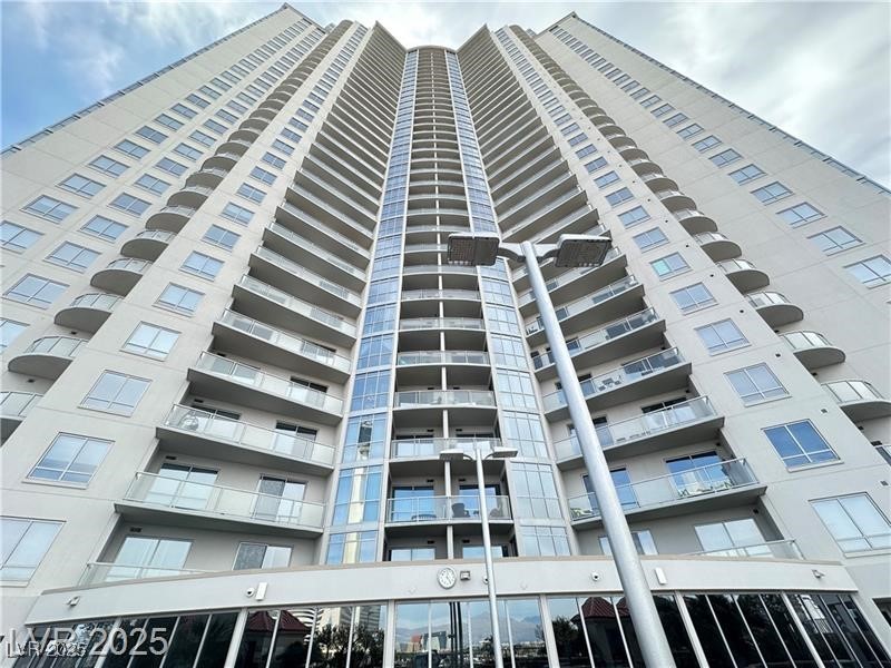 200 West Sahara Avenue 3909 Property Photo 2