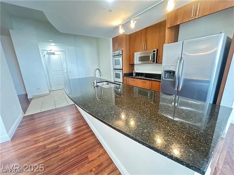 200 West Sahara Avenue 3909 Property Photo 7