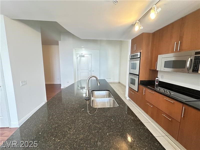 200 West Sahara Avenue 3909 Property Photo 13
