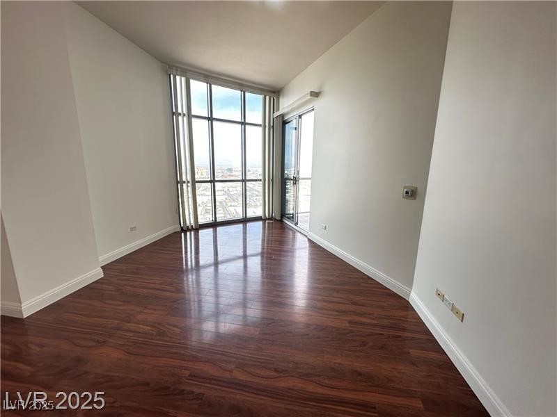 200 West Sahara Avenue 3909 Property Photo 16