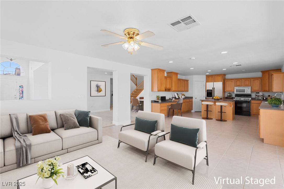 5396 Valley Wells Way Property Photo 2