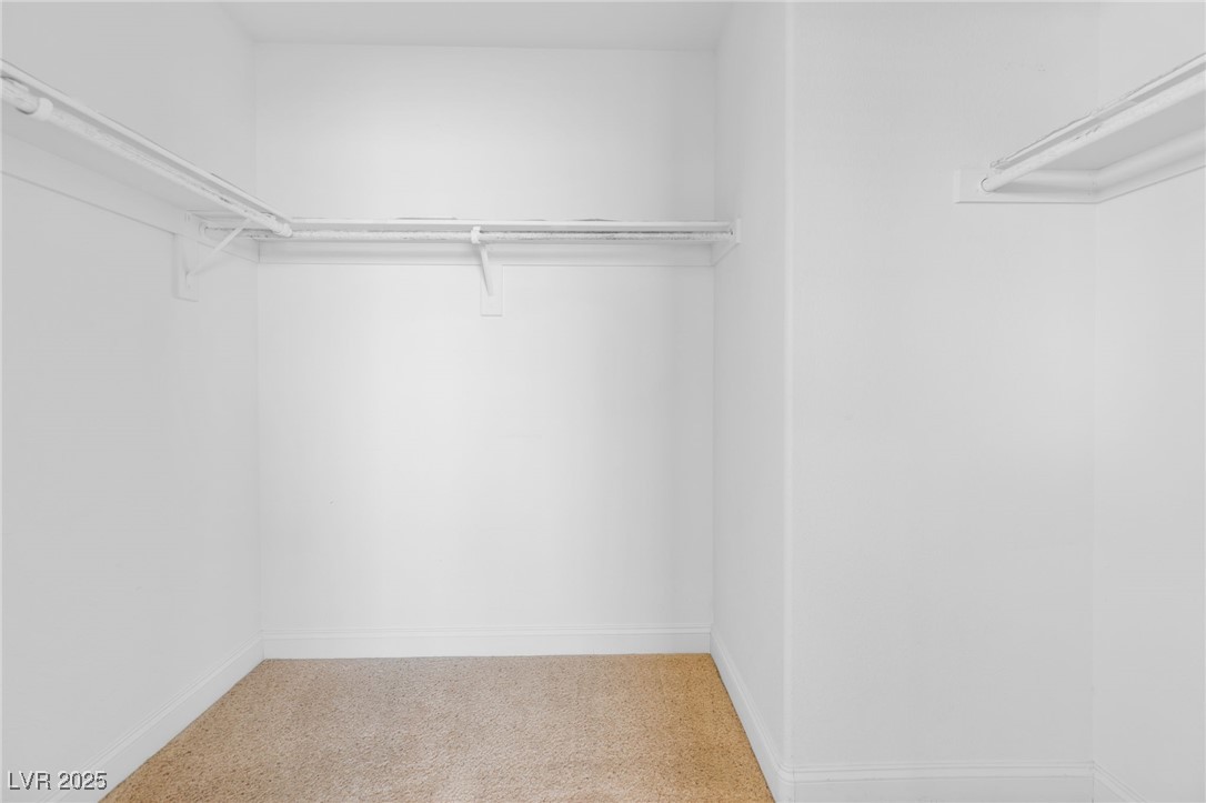 5396 Valley Wells Way Property Photo 34