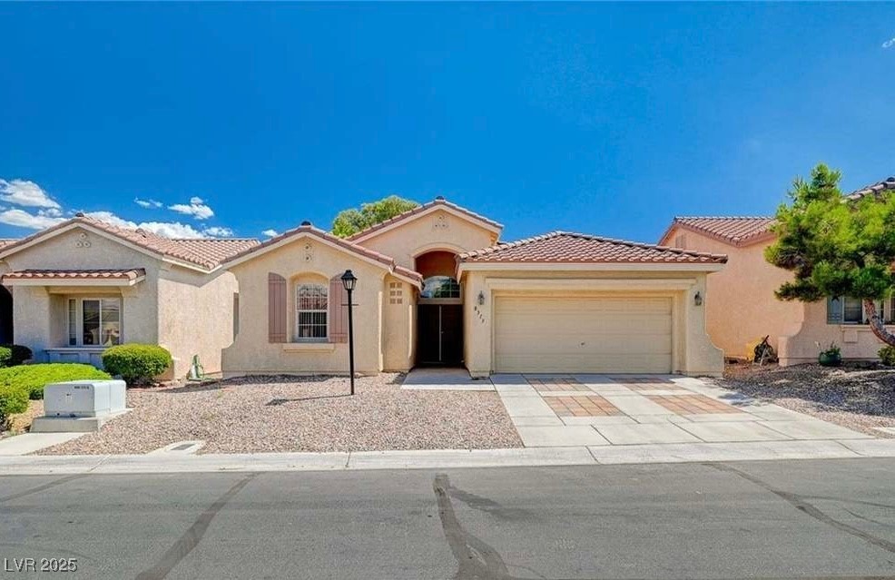 8313 Dawn Breeze Avenue Property Photo 2