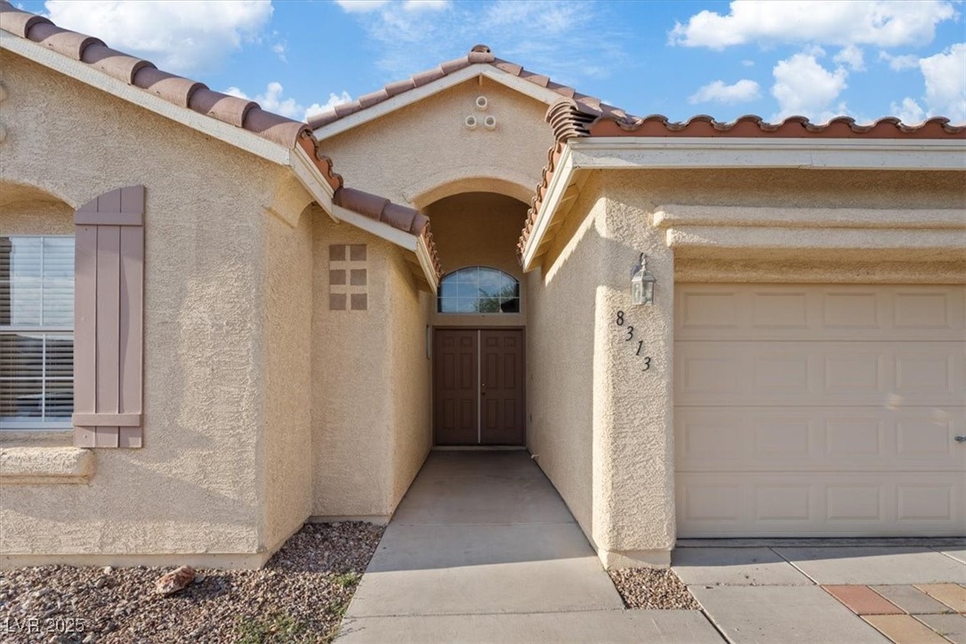 8313 Dawn Breeze Avenue Property Photo 5