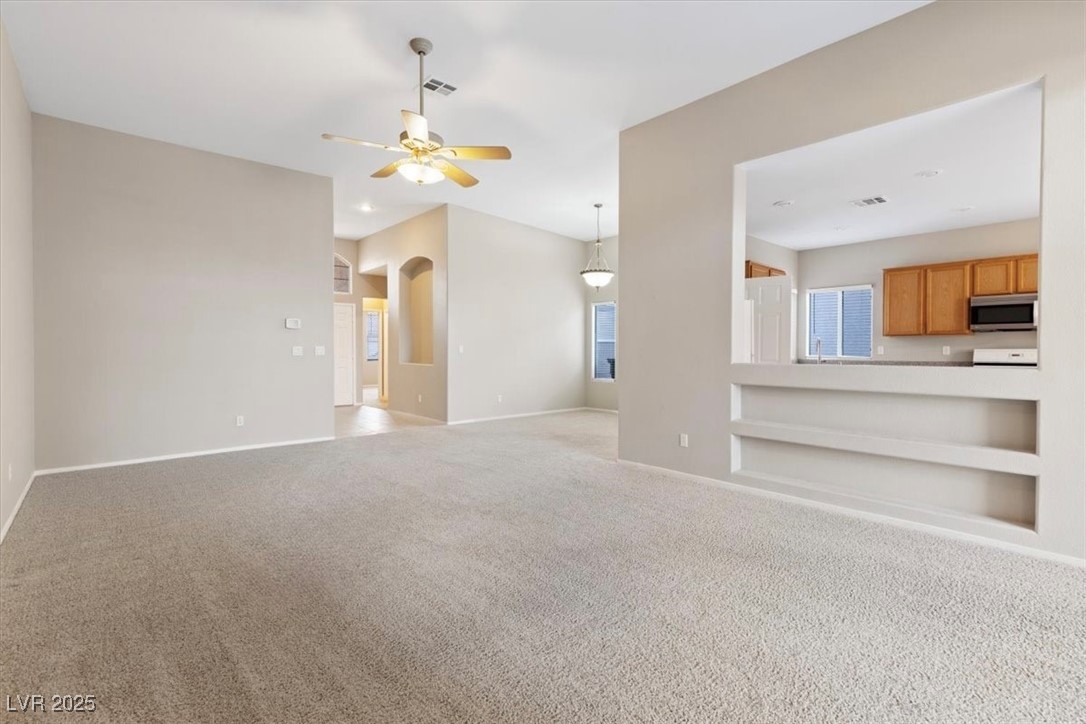 8313 Dawn Breeze Avenue Property Photo 8