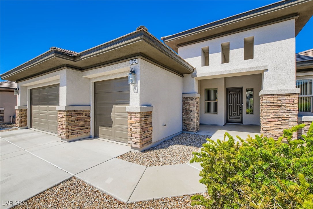7225 Millerbird Street Property Photo 3