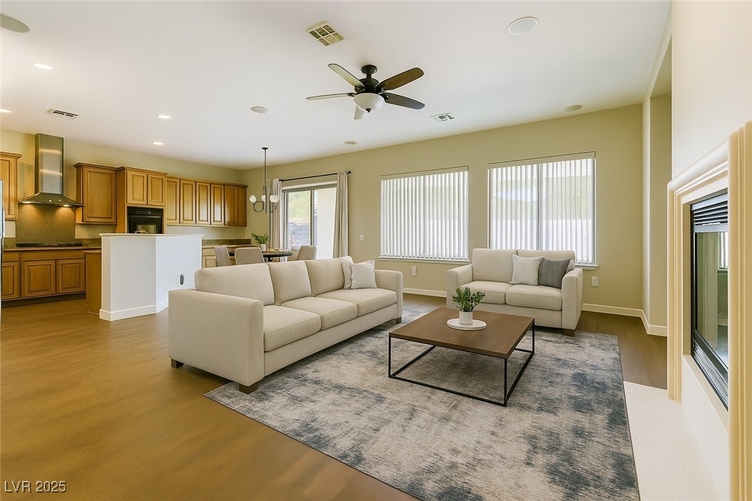 7225 Millerbird Street Property Photo 12