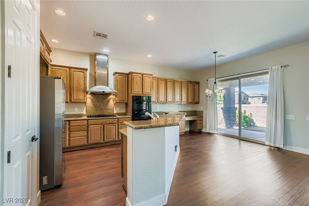7225 Millerbird Street Property Photo 14