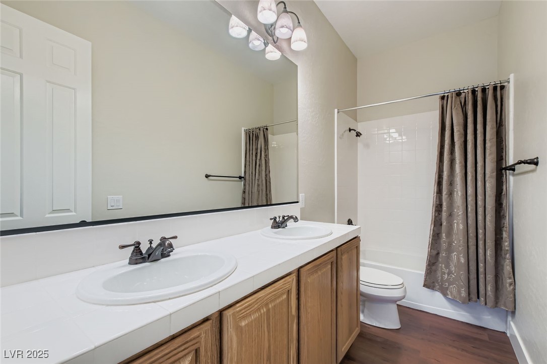 7225 Millerbird Street Property Photo 27