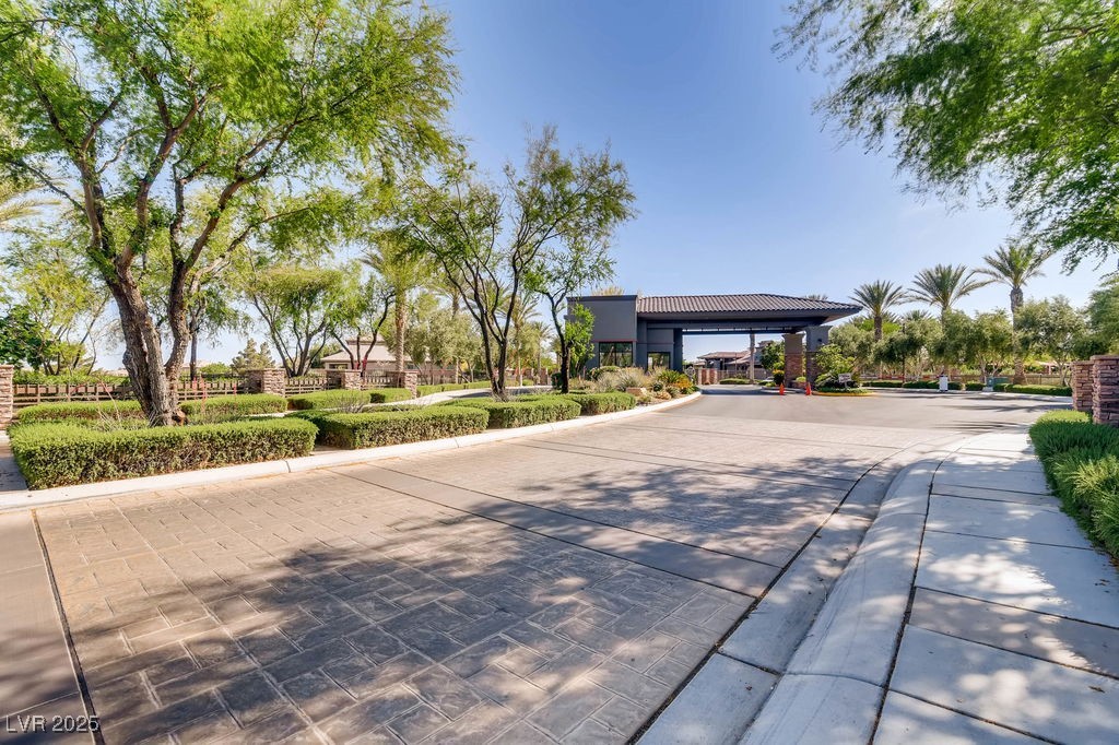7225 Millerbird Street Property Photo 44
