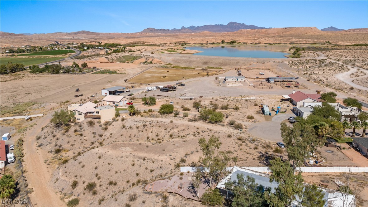 Paiute Street Property Photo 5