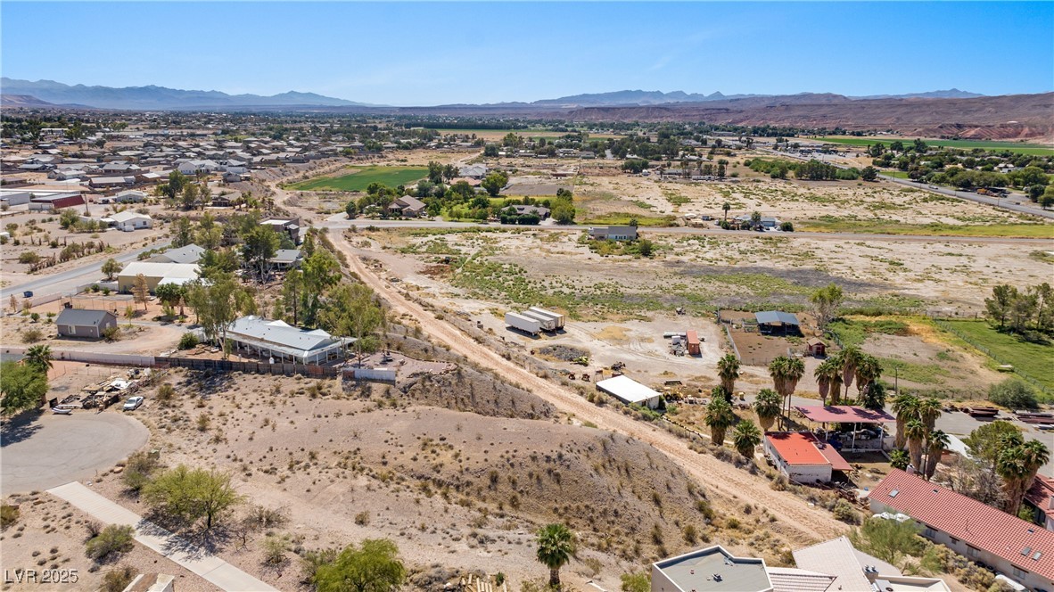 Paiute Street Property Photo 10