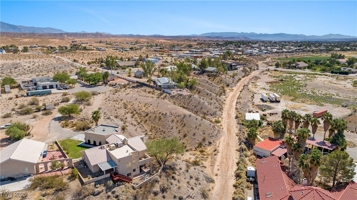 Paiute Street Property Photo 11
