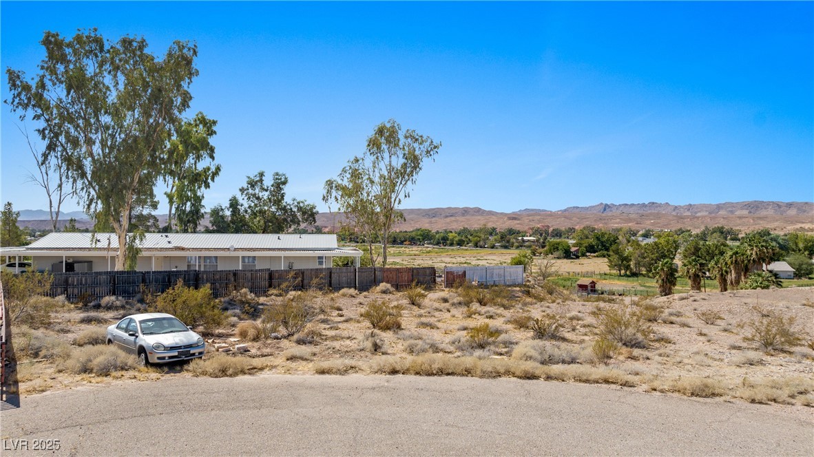Paiute Street Property Photo 12