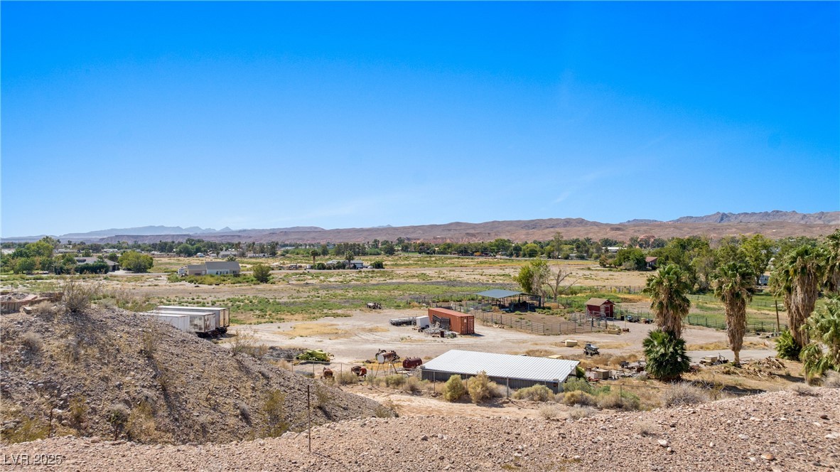 Paiute Street Property Photo 14