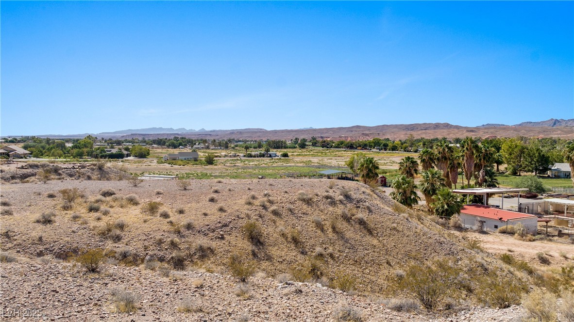 Paiute Street Property Photo 21