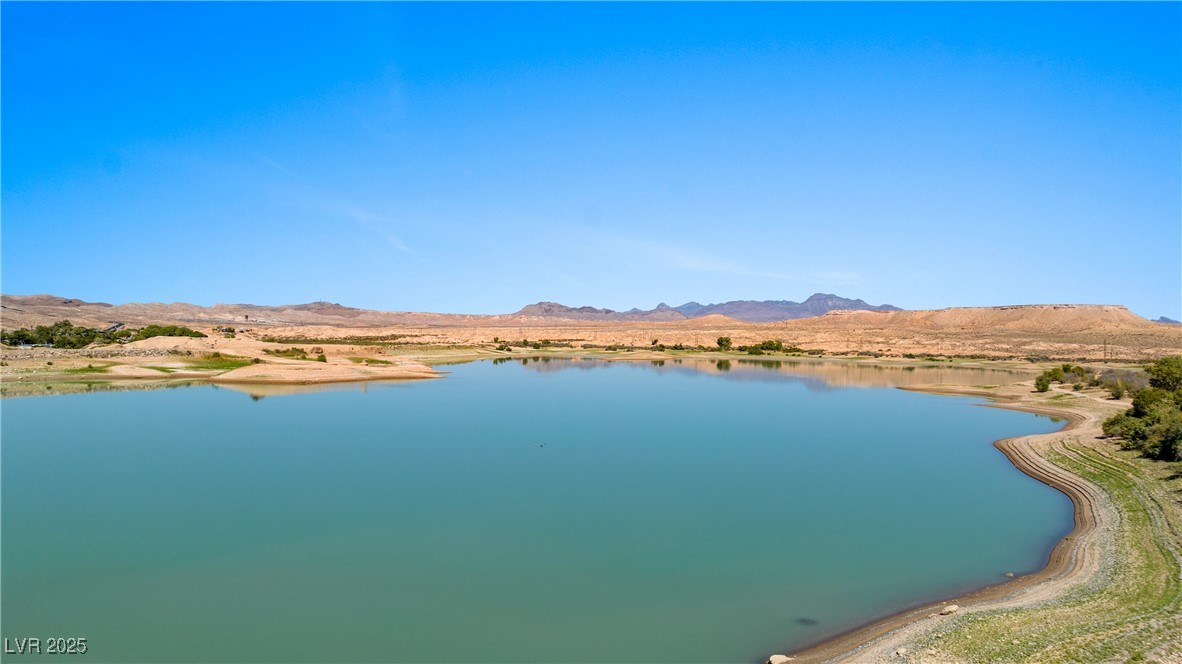 Paiute Street Property Photo 22