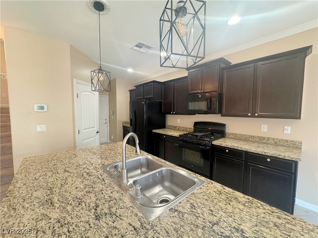 9417 Sand Tiger Avenue Property Photo 7