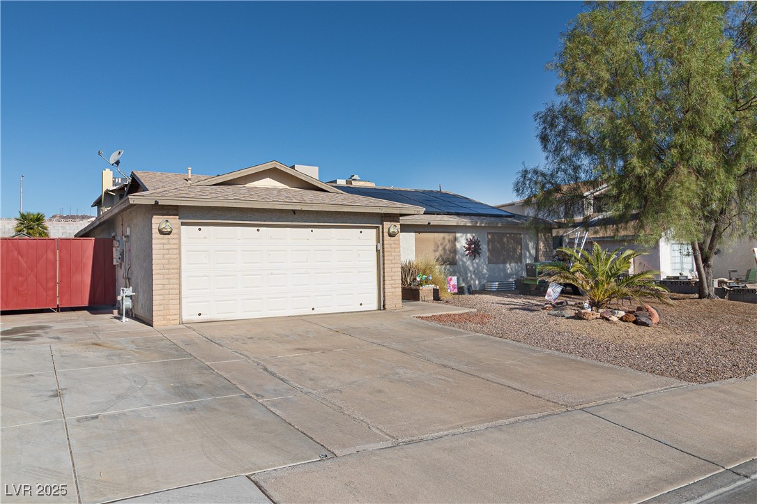 736 Scottsdale Street Property Photo 1