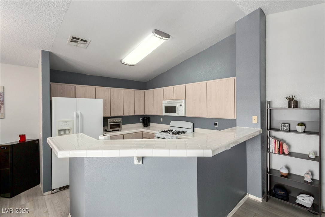 7904 Fossil Creek Lane 204 Property Photo 11