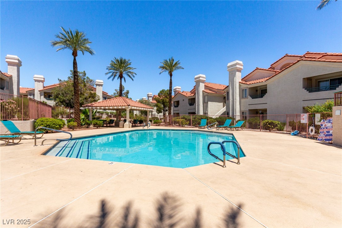 7904 Fossil Creek Lane 204 Property Photo 24