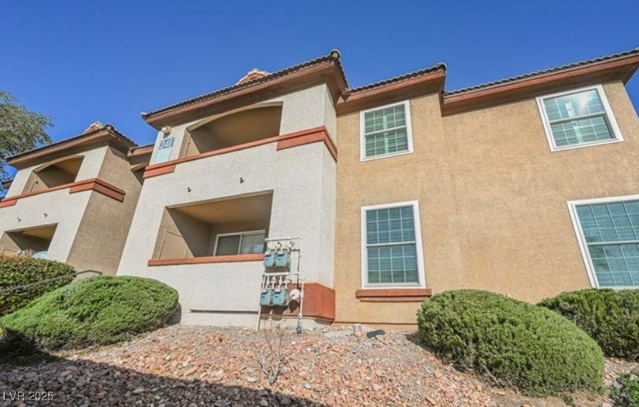 231 West Horizon Ridge Parkway 2423 Property Photo 1