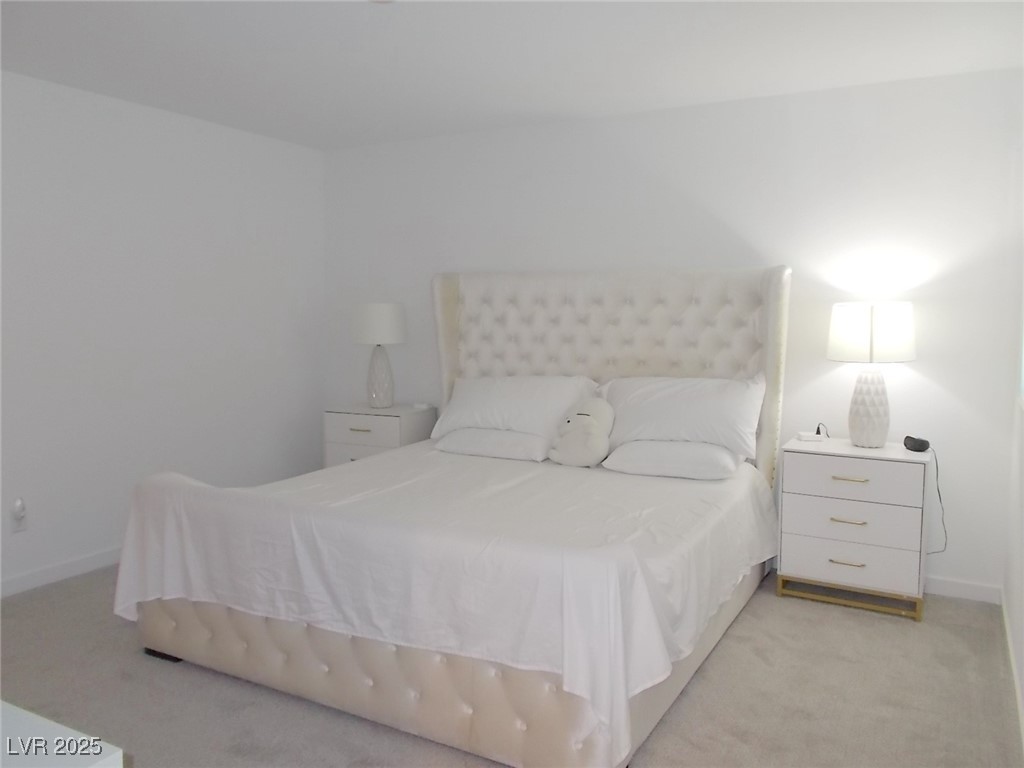 3360 Santa Verdiana Street Property Photo 11