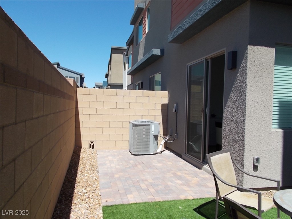 3360 Santa Verdiana Street Property Photo 30
