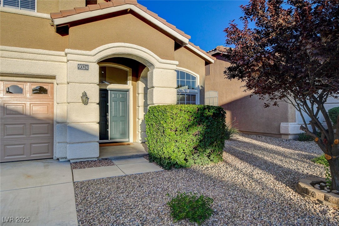 9324 Bondeno Street Property Photo 5