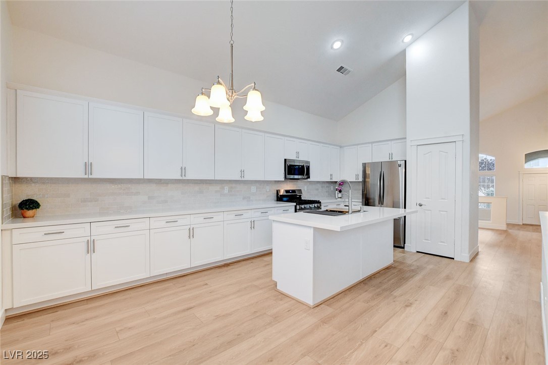 9324 Bondeno Street Property Photo 16