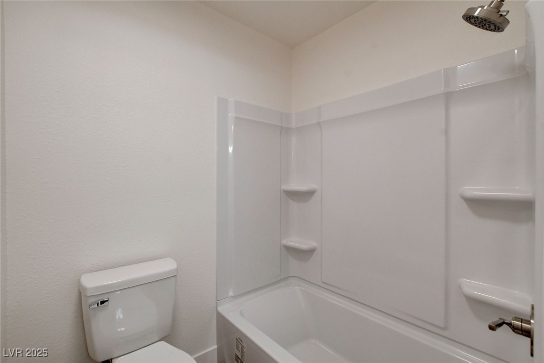 9324 Bondeno Street Property Photo 41