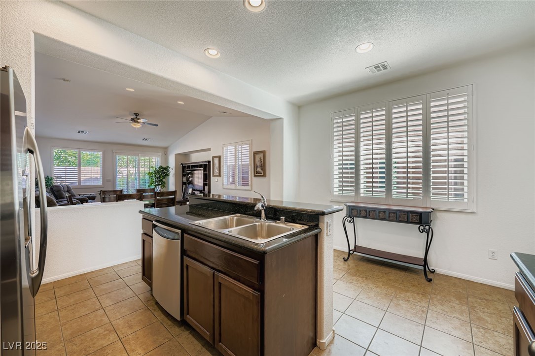 1005 Ambrosia Drive Property Photo 9