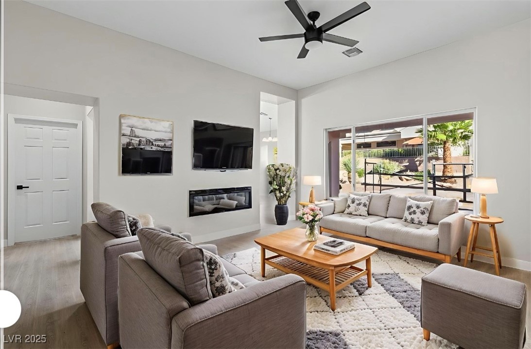 2241 Airlands Street Property Photo