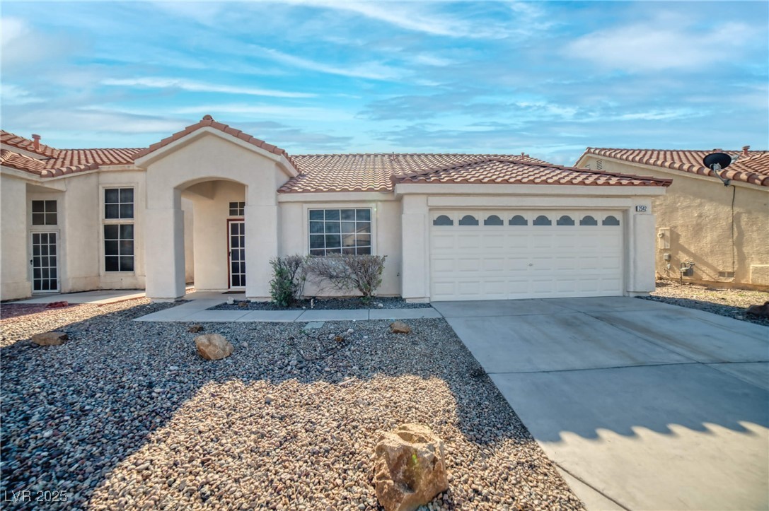 2542 Grand Basin Drive Property Photo 1