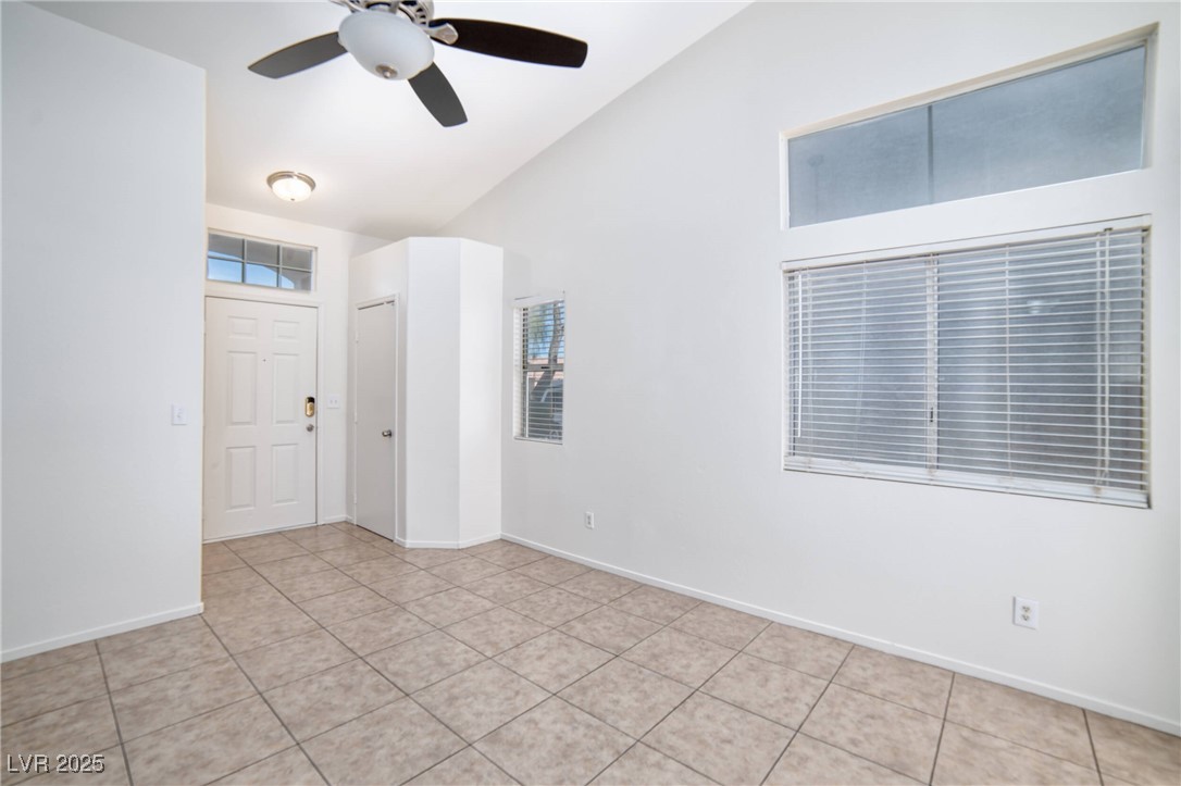 2542 Grand Basin Drive Property Photo 4