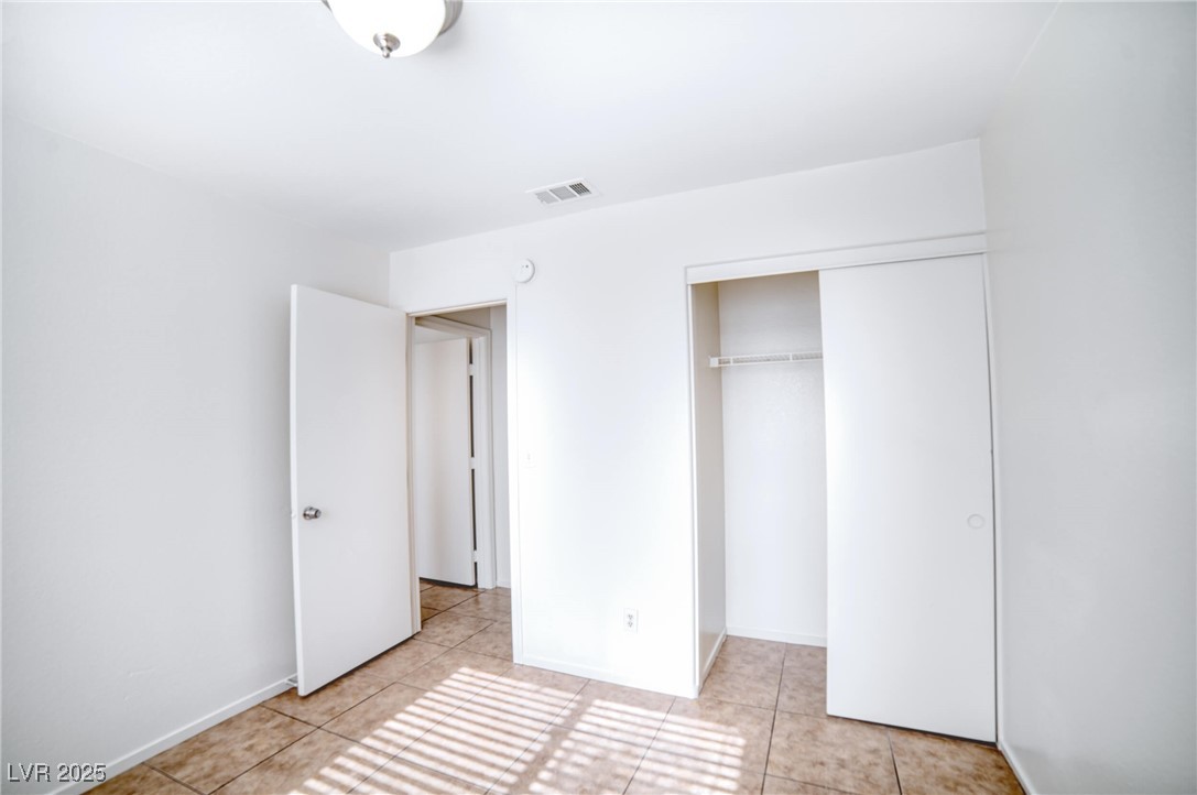 2542 Grand Basin Drive Property Photo 13