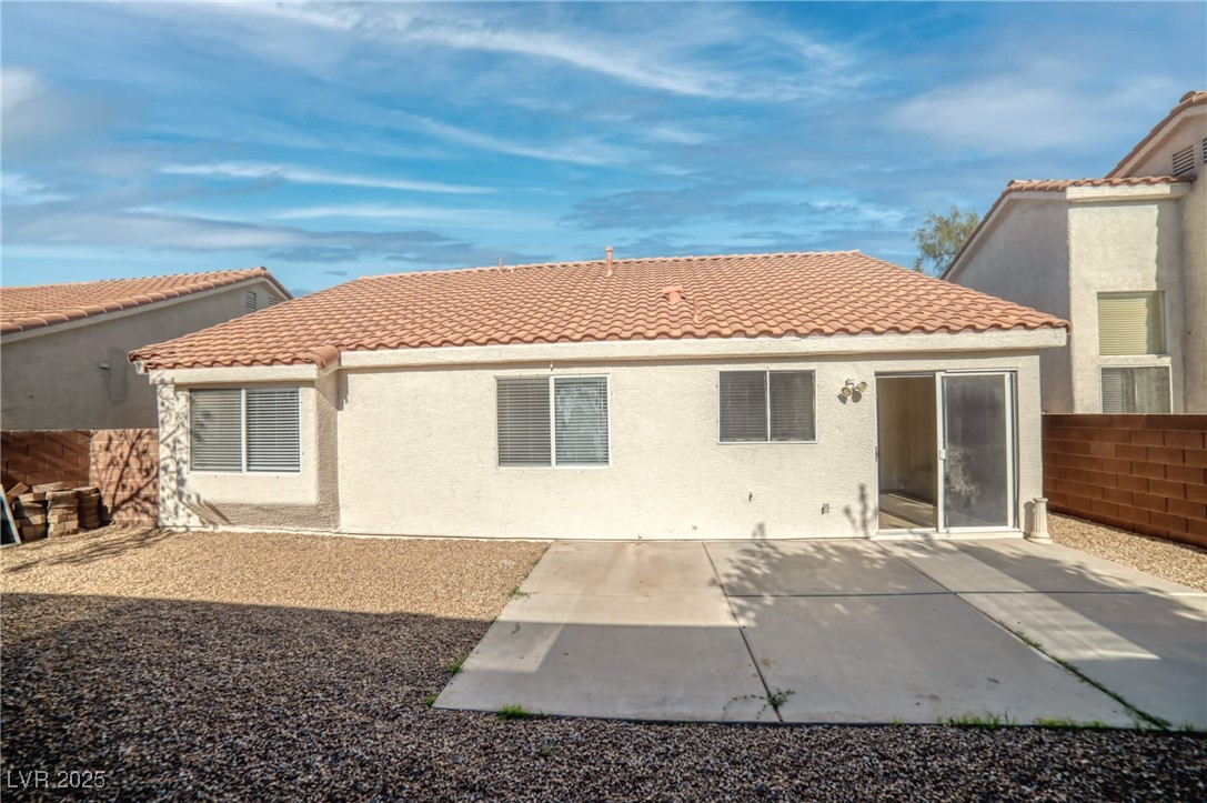 2542 Grand Basin Drive Property Photo 18