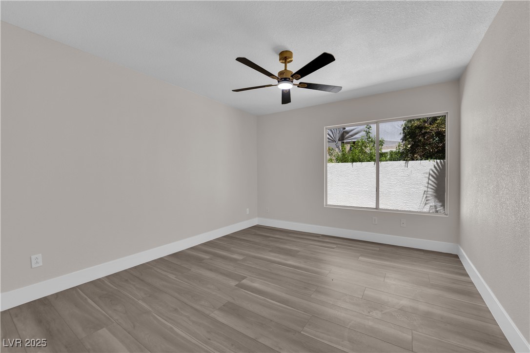 4404 Dunlap Crossing Street Property Photo 26