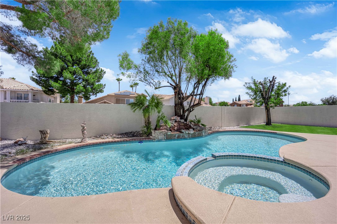 4404 Dunlap Crossing Street Property Photo 42