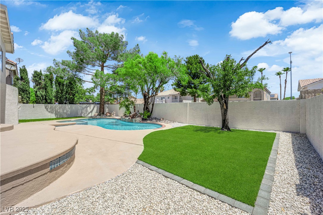 4404 Dunlap Crossing Street Property Photo 44