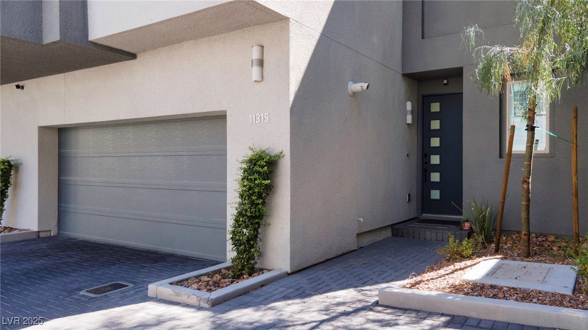 11315 Gravitation Drive Property Photo 2