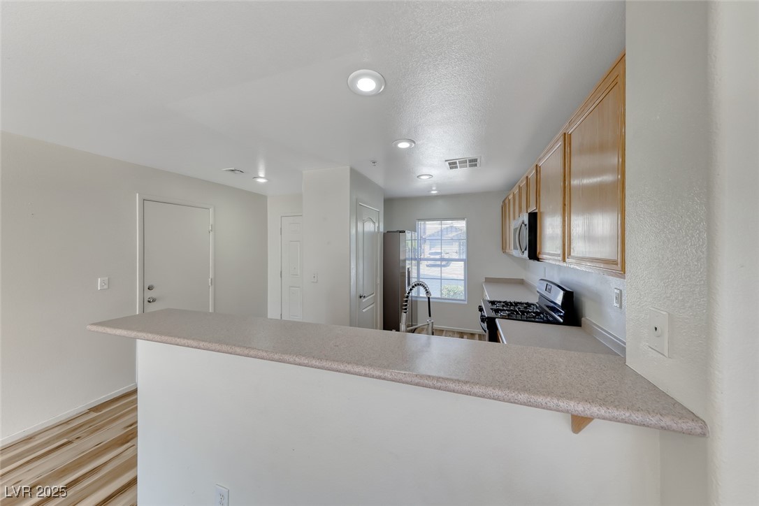 1088 Paradise Coach Drive Property Photo 8